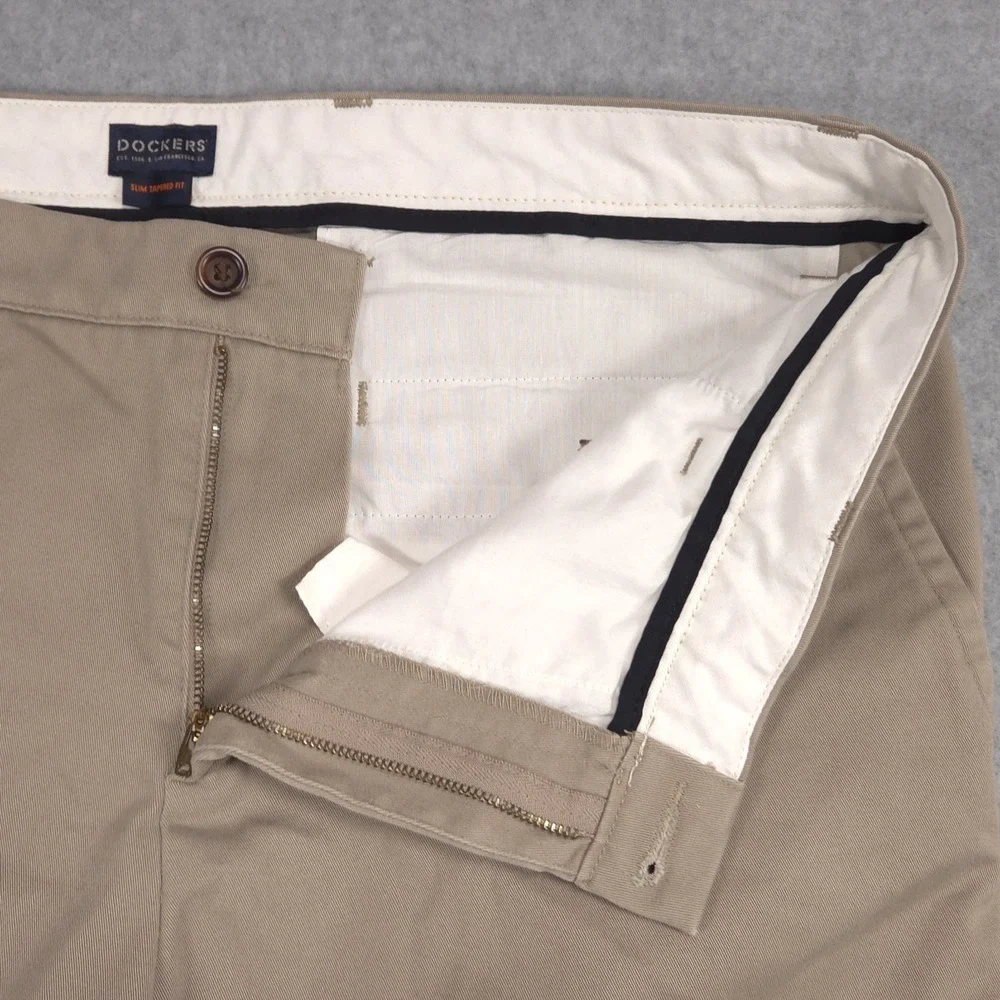 Dockers Mens 38x30 Beige Tan Slim Tapered Flat Front Chino Khaki Pants School